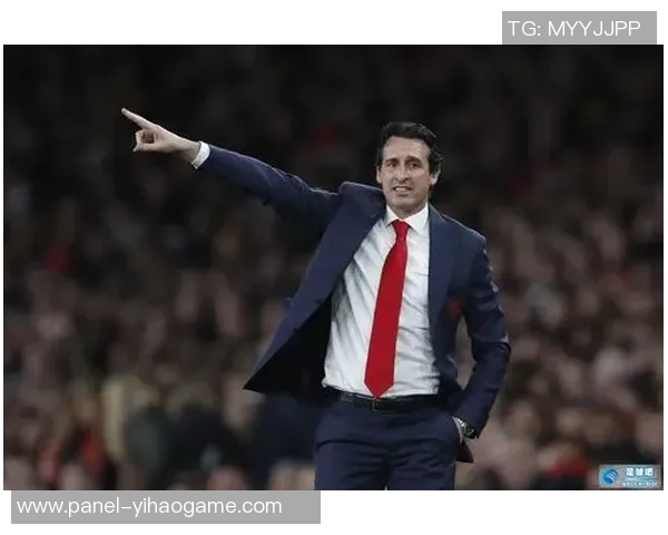 卡利亚里足球俱乐部的辉煌历史与未来展望探讨